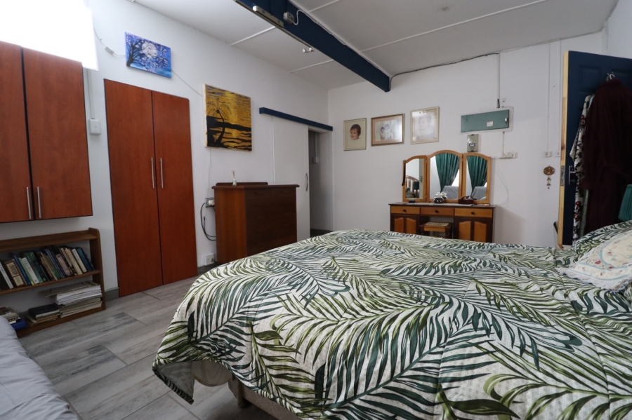 5 Bedroom Property for Sale in Morningside Eastern Cape